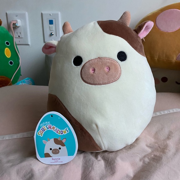 8” Ronnie cow squishmallow - Picture 1 of 1